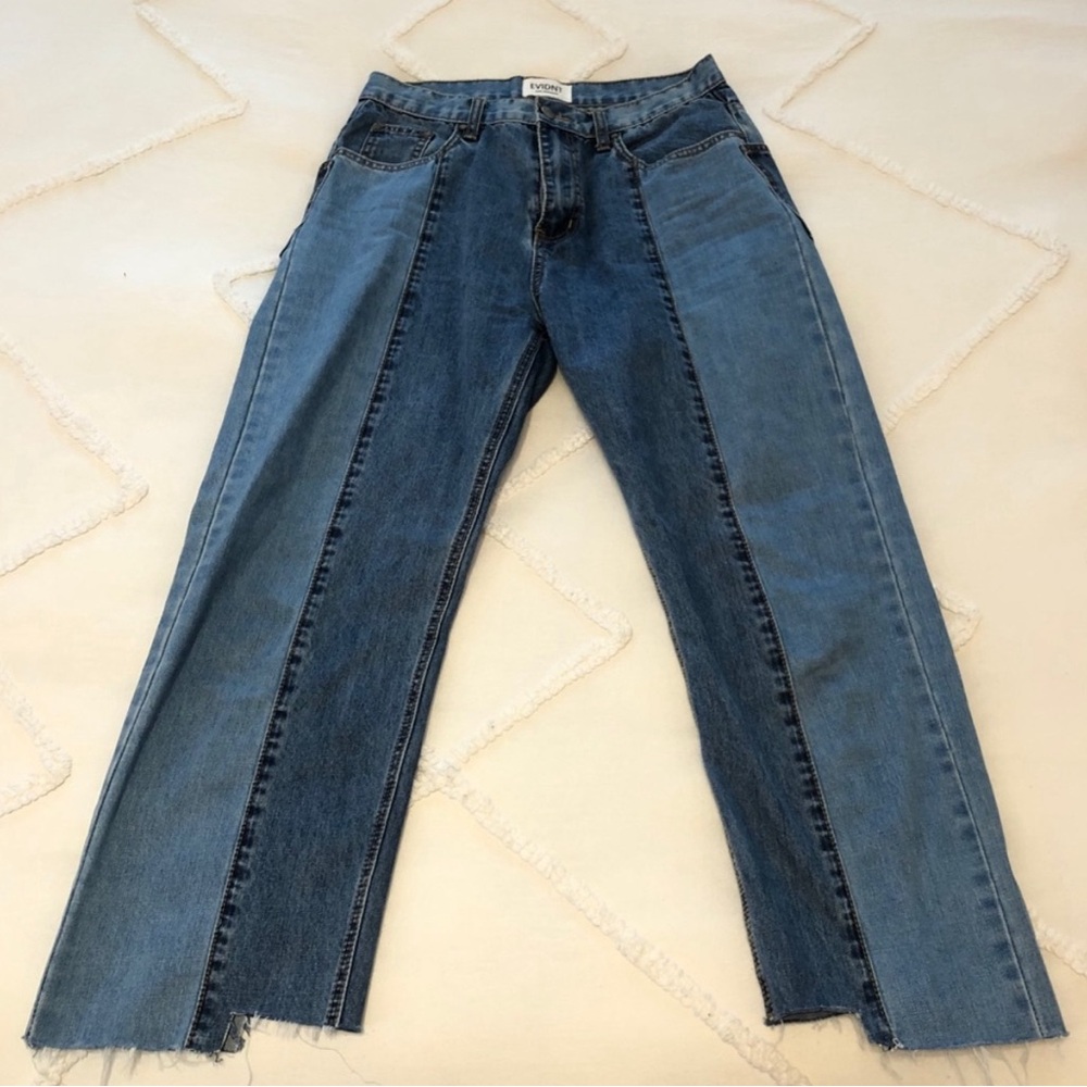 Chic Two-Tone Flare Jeans